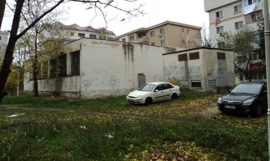 Unsprezece noi locuri de joacă în cartierele Galaţiului