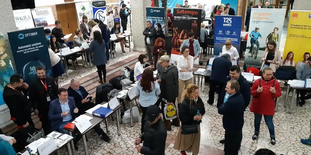Mai mulţi şomeri decât oferte, la Bursa locurilor de muncă din Galaţi