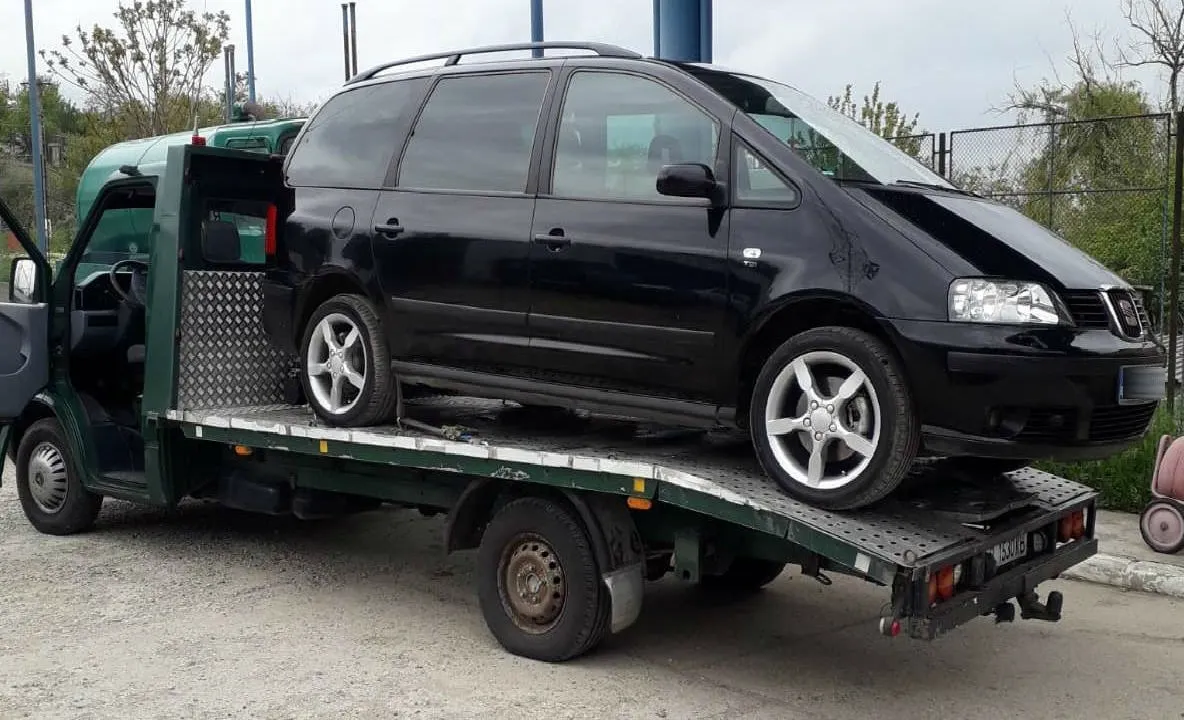 Tracta o maşină fără să aibă permis corespunzător