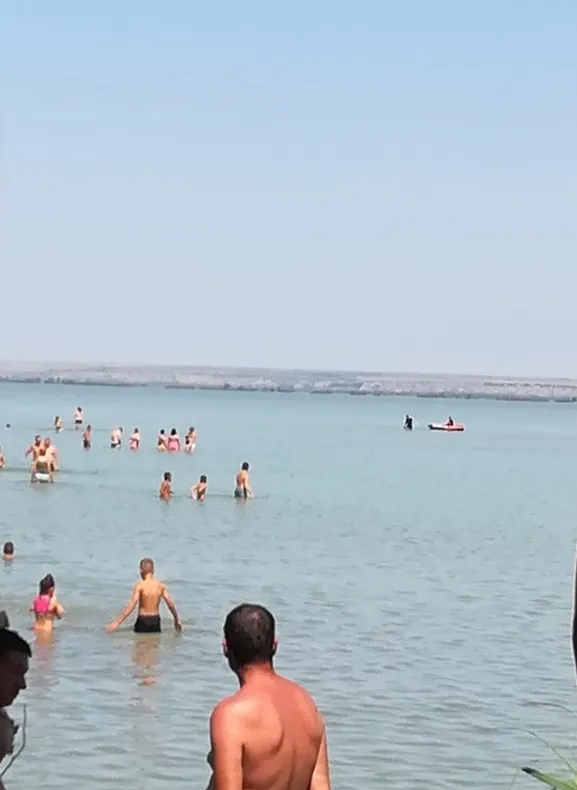 O gălăţeancă a fost găsită înecată, duminică, în lacul Brateş