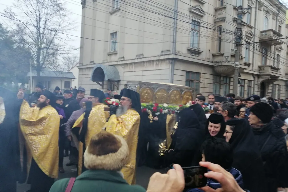 Pelerinaj cu moaştele Sfântului Grigorie Dascălul astăzi la Galaţi