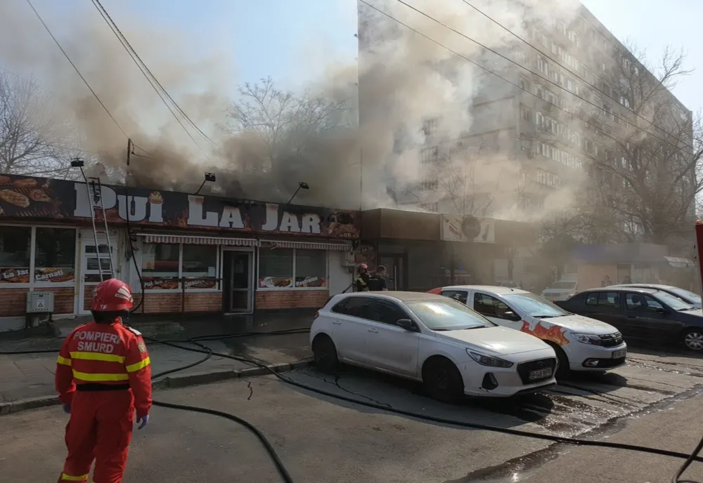 VIDEO. A ars rotiseria Pui la Jar de la Tribunal