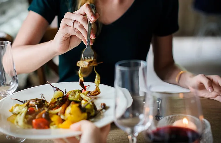 35 de restaurante din Galați care livrează mâncare la tine acasă (P)