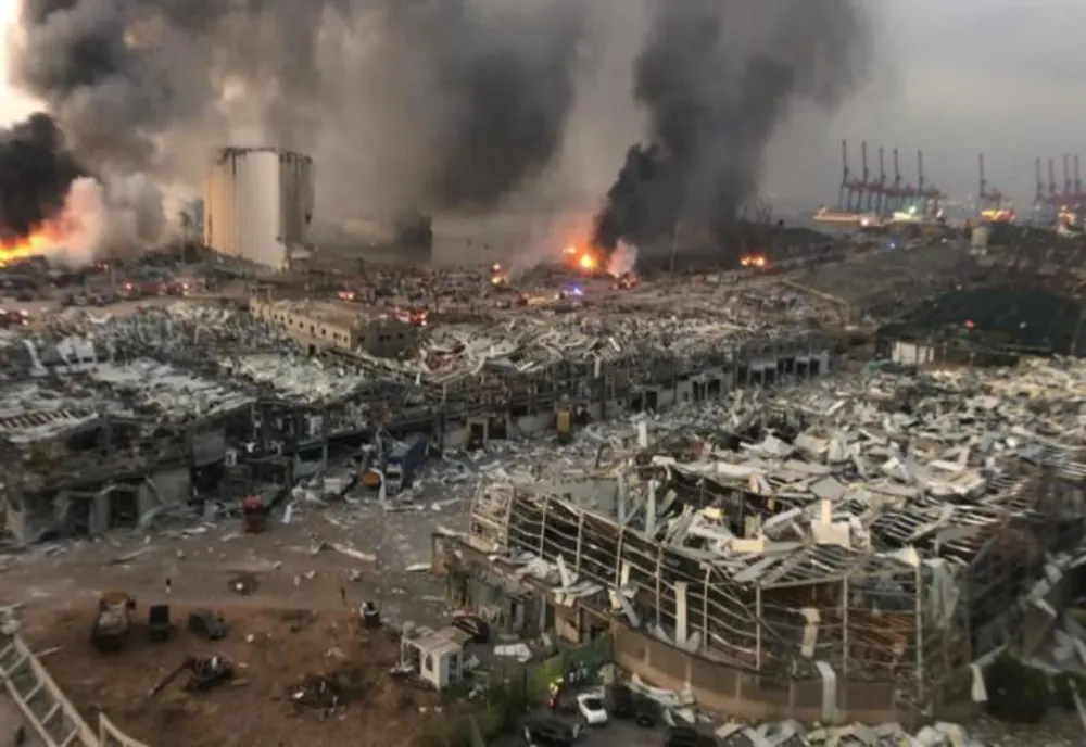 Cel puțin 78 de oameni au murit și peste 4.000 au fost răniți, după exploziile devastatoare din Beirut
