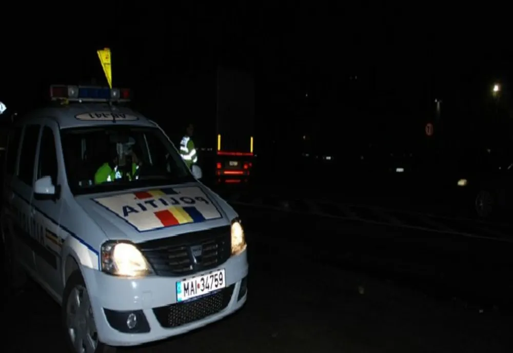 Circula cu o autoutilitară deși avea permisul reținut