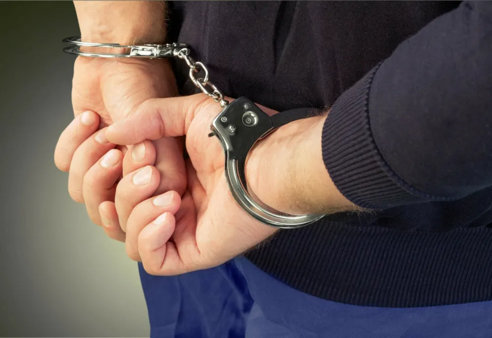 Urmărit internațional, condamnat pentru evaziune fiscală, depistat de polițiști 