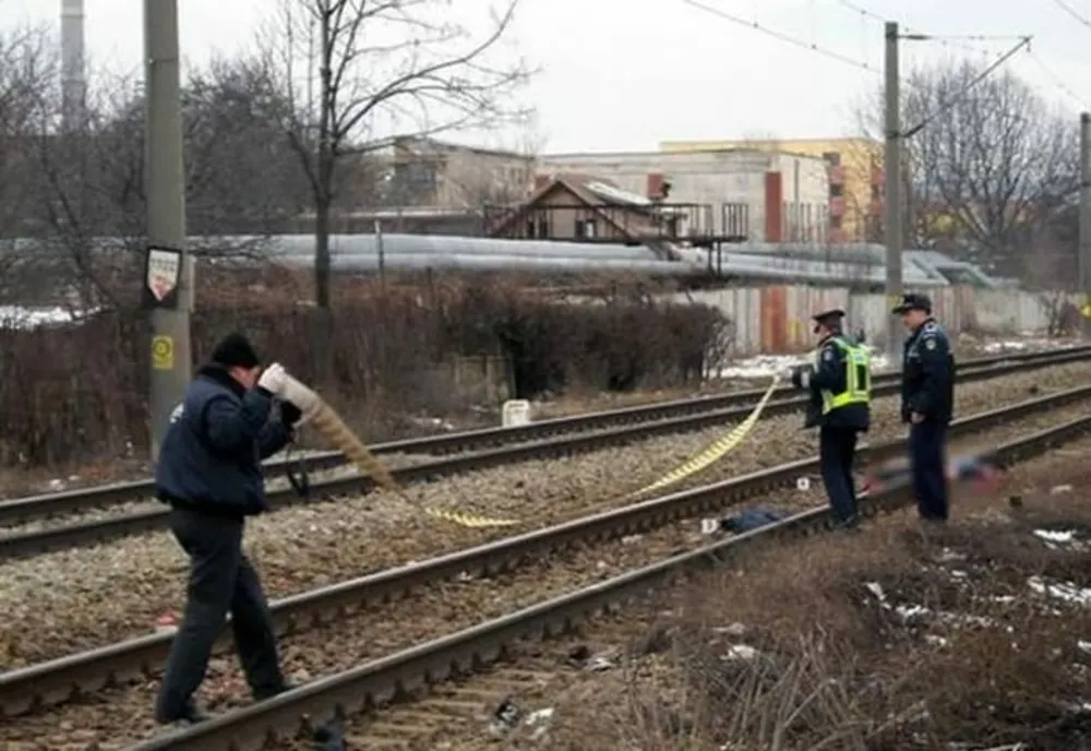 Femeie lovită de tren la Ivești