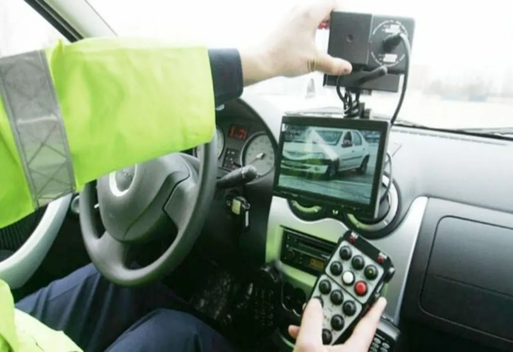 Doi tineri de 22 și 23 de ani au stabilit recordurile de viteză înregistrate de radar pe drumurile din Galați
