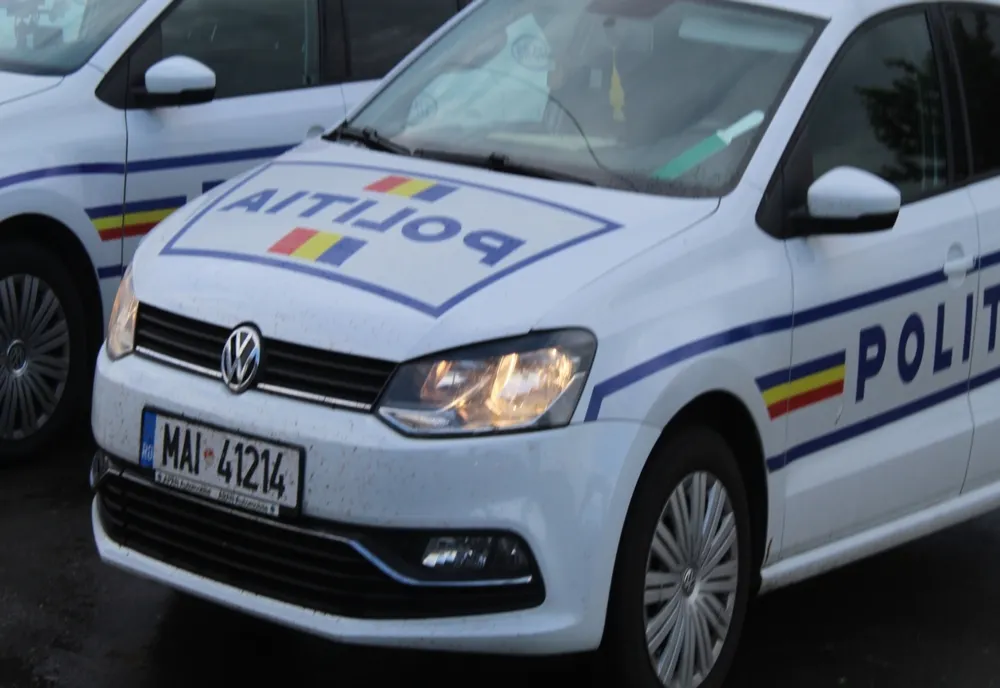 Video: Conducător auto care transporta persoane într-o autoutilitară, fără a deține licență în acest sens.