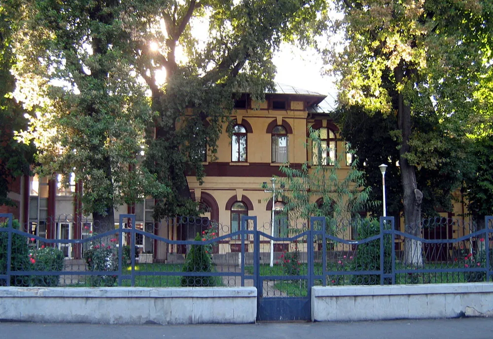 Trei medii de 10 la admiterea în licee în județul Galați