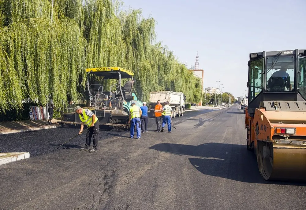 Restricţii de trafic şi trasee de transport deviate pe 9 septembrie