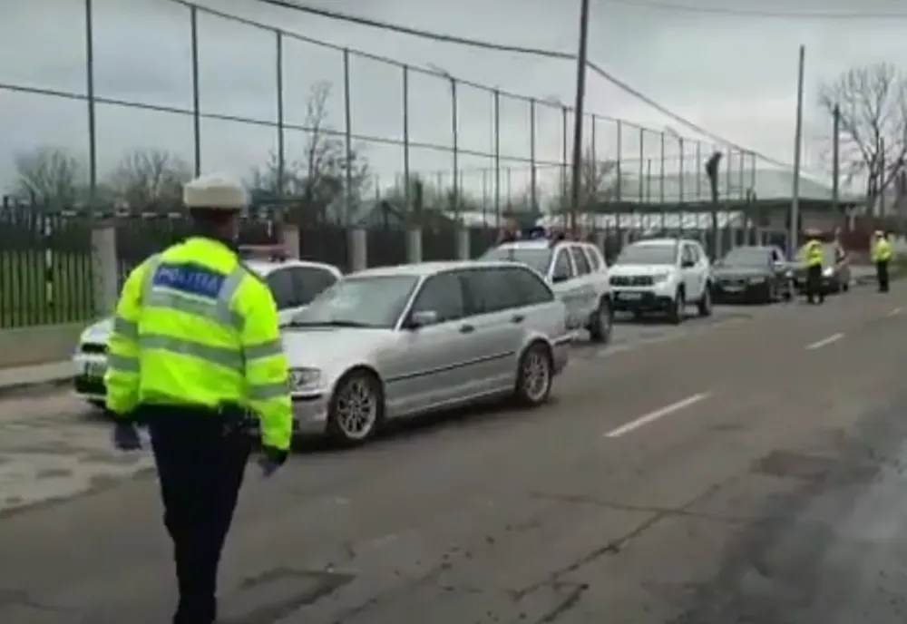 Acțiune a polițiștilor de la rutieră încheiată cu 655 sancțiuni contravenționale și 51 de permise reținute