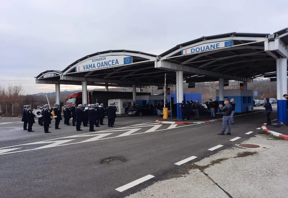 Colindători de peste hotare  în Ajunul Sfintei Sărbători a Naşterii Domnului