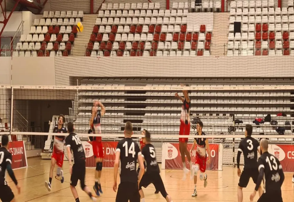 Arcada Galaţi, victorie cu Dinamo Bucureşti în turul sferturilor Cupei României la volei masculin