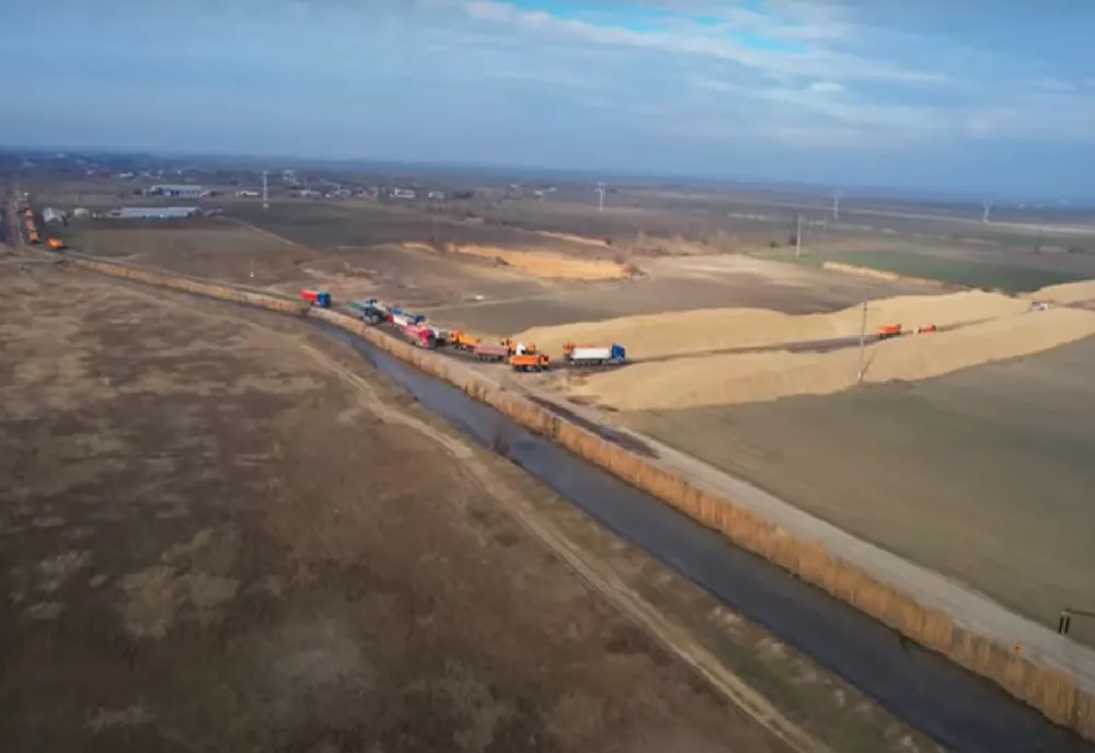 Se lucrează intens la Drumul Expres Brăila - Galați