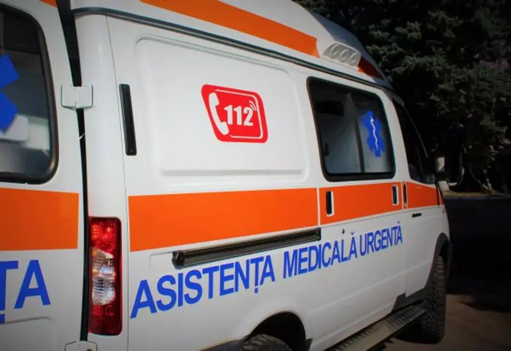 A acroșat un bărbat care de deplasa pe partea carosabilă a D.J. 255