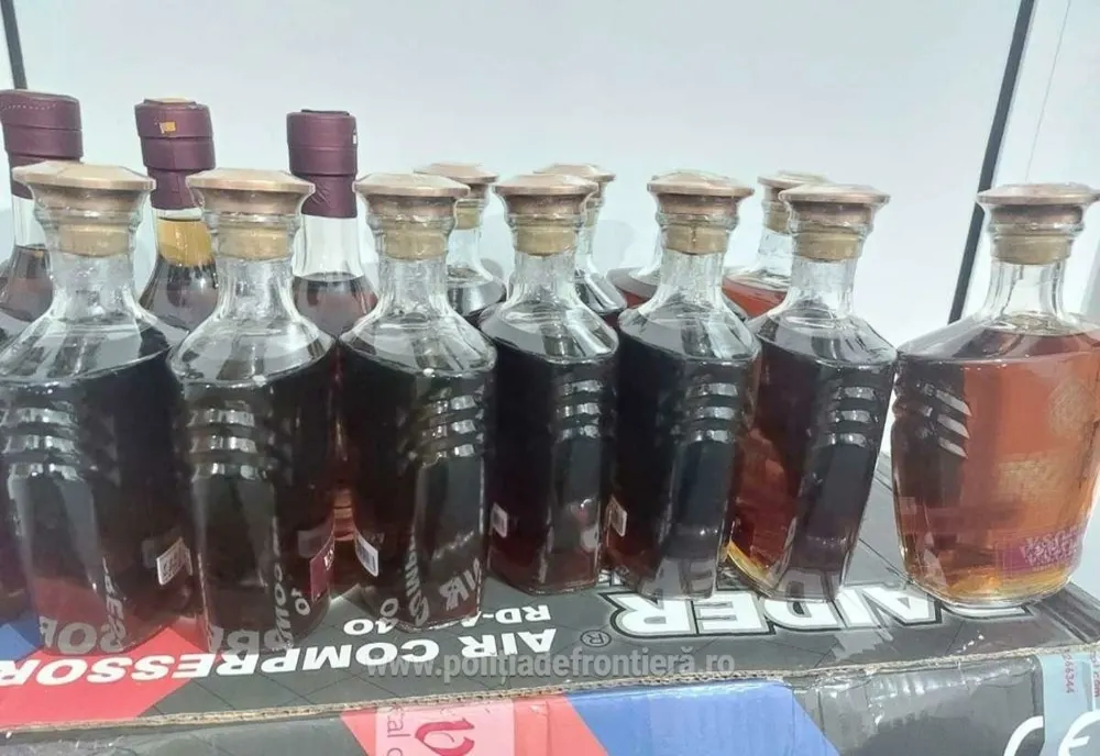 Produse accizabile nedeclarate descoperite printre bagaje