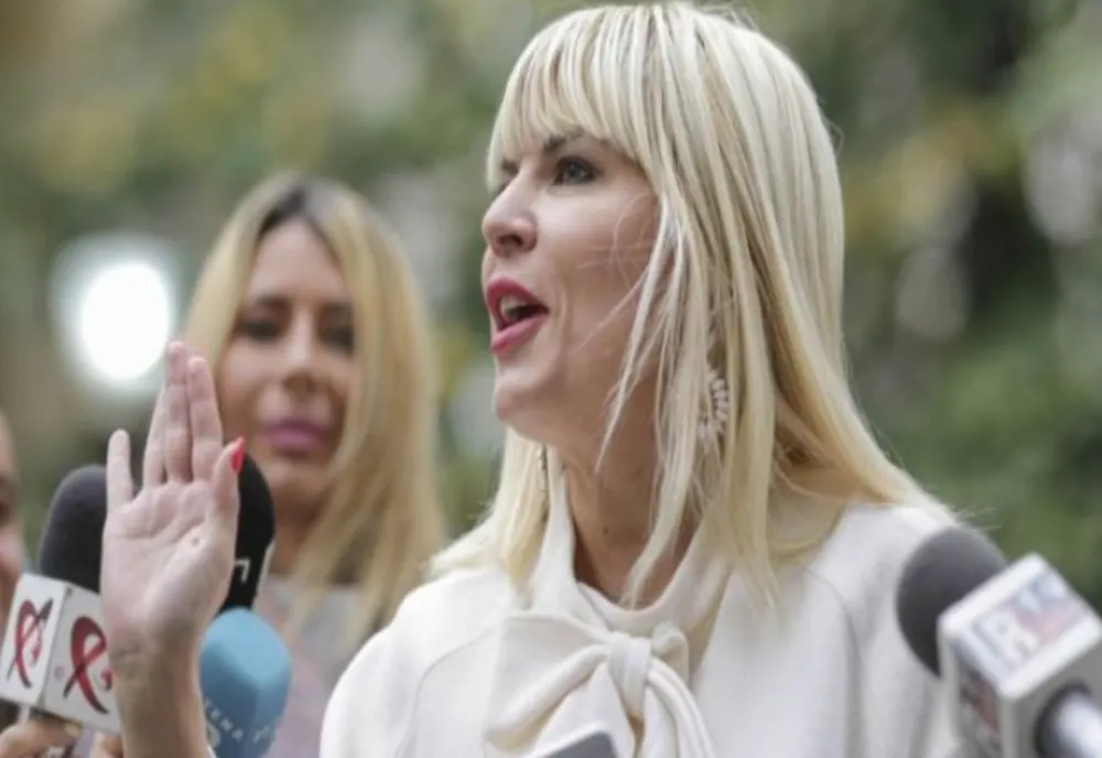Elena Udrea a ajuns la Penitenciarul Ploieşti - Târgşorul Nou