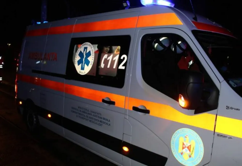 Minoră accidentată în timp ce traversa prin loc nepermis