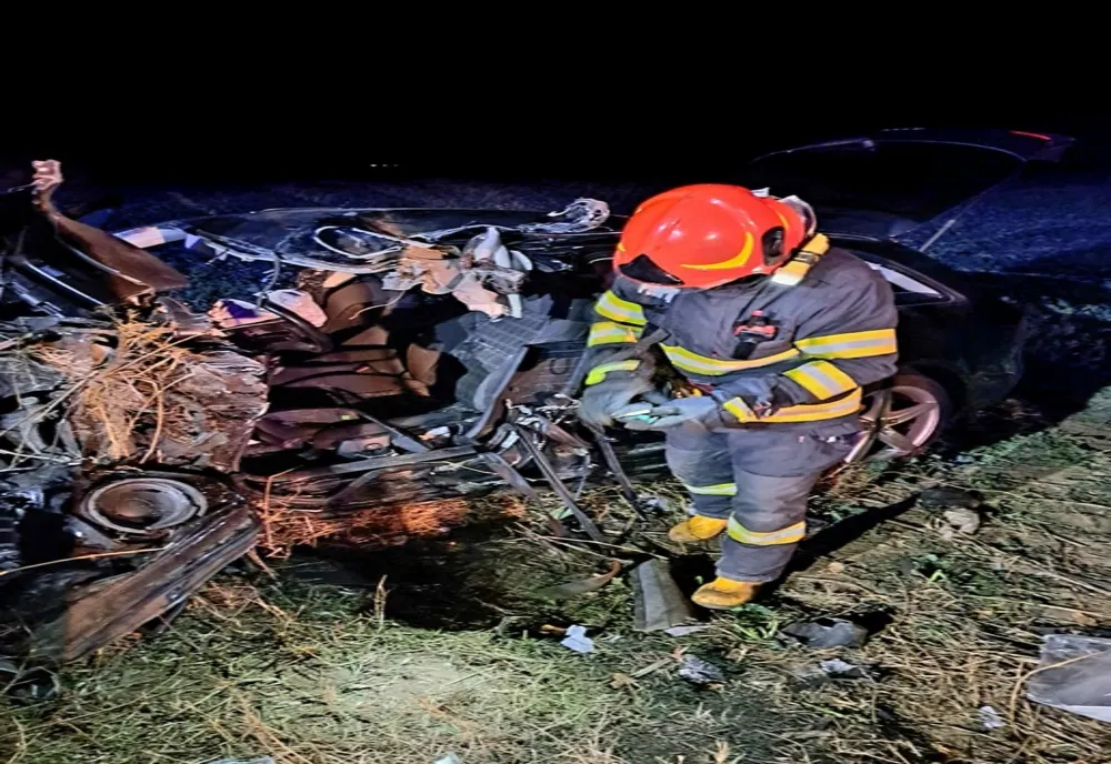 Accident mortal în Ialomița. Șeful Serviciului Imigrări din Galați a decetat în urma accidentului, iar soția și copilul său sunt răniți