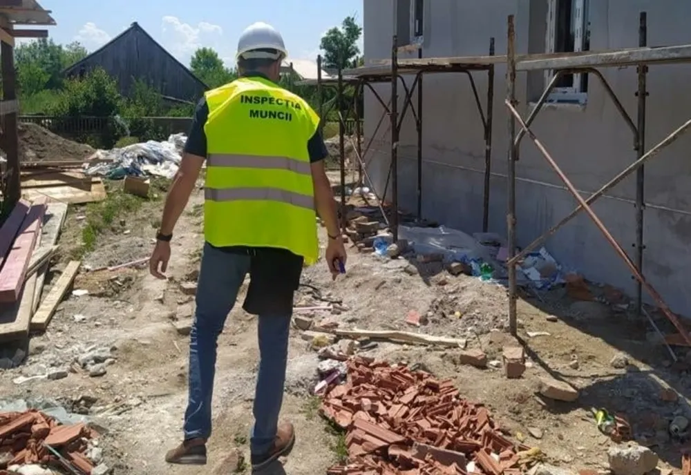 La 11 angajatori, inspectorii ITM Galați au identificat 14 persoane care prestau muncă nedeclarată
