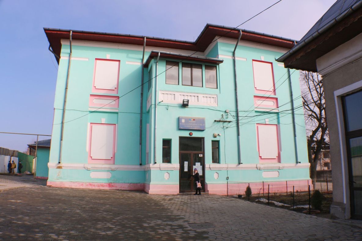 Cursuri suspendate la o școală, după ce s-a ars o piesă a centralei termice