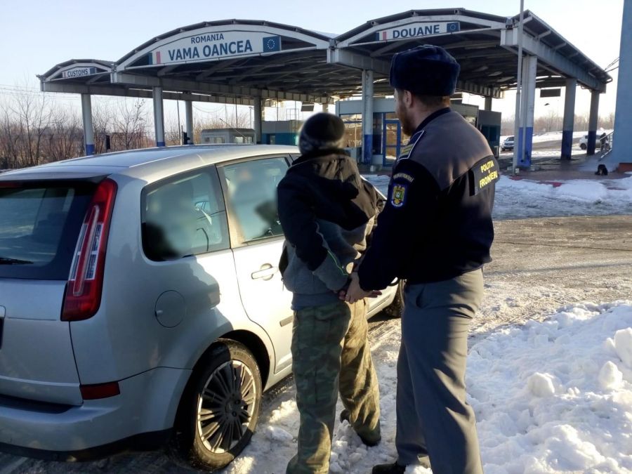 Căutat în Germania, oprit la Vama Oancea de poliţiştii de frontieră