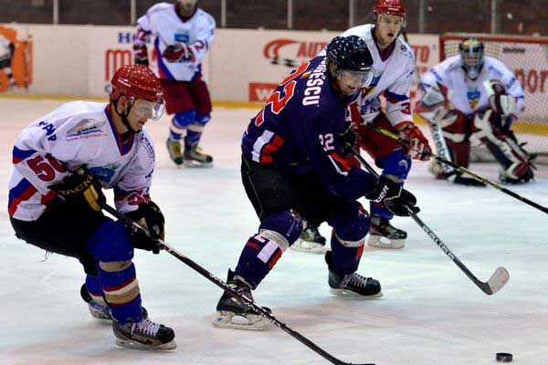 Hocheiştii gălăţeni revin astăzi în competiţie cu un meci împotriva Stelei