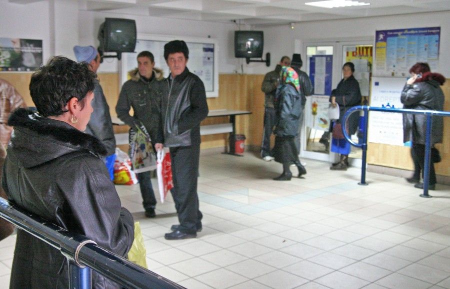 Peste 300 de angajări prin AJOFM Galaţi în luna ianuarie 