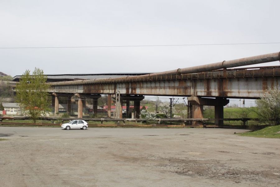 Doi vasluieni, prinși la furat fier din banda transportoare a Combinatului