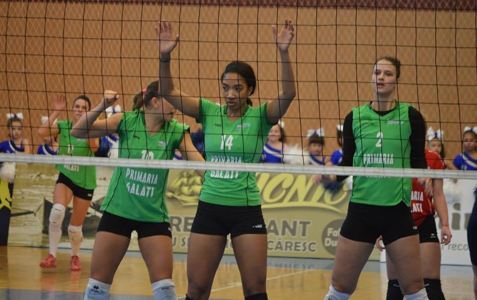 Echipa feminină de volei CSU Belor a fost învinsă de campioana României