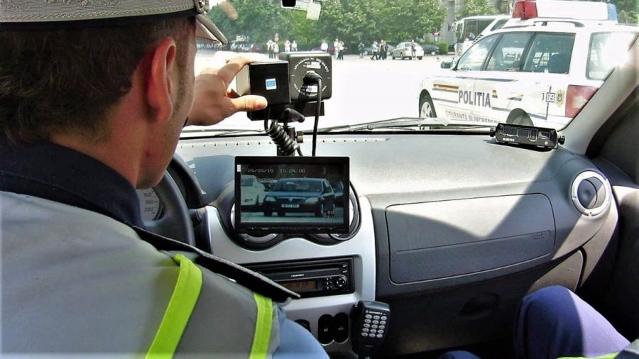 35 de autospeciale ale Poliţiei Galaţi au camere video