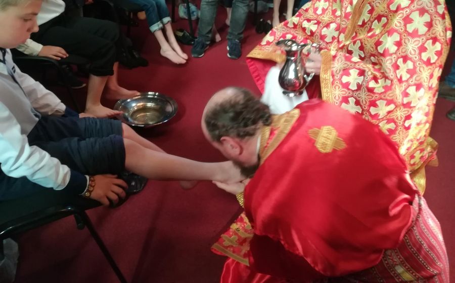 Ritualul spălării picioarelor în Arhiepiscopia Dunării de Jos