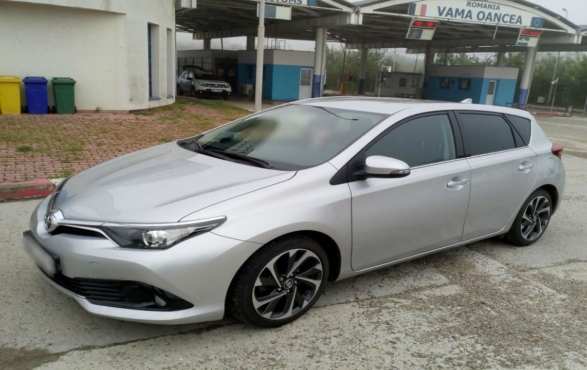 Autoturism furat din Italia, găsit de poliţişti la Oancea