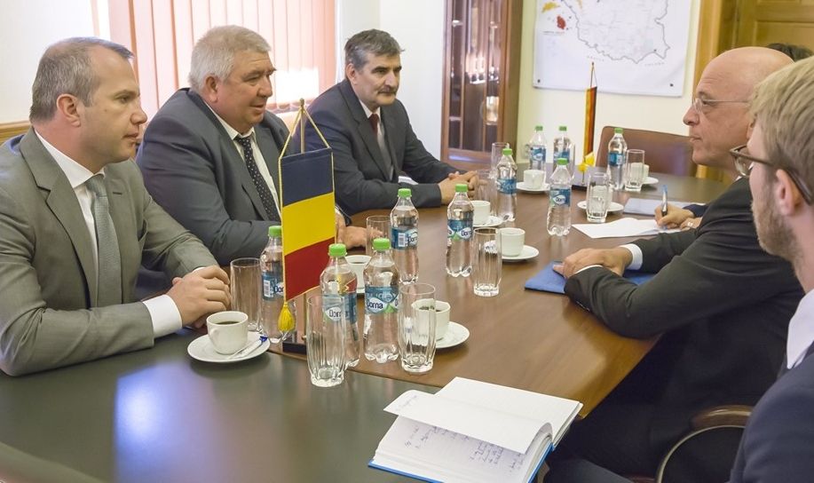 Afaceri germane din vestul ţării ar putea fi relocate în zona Galaţiului