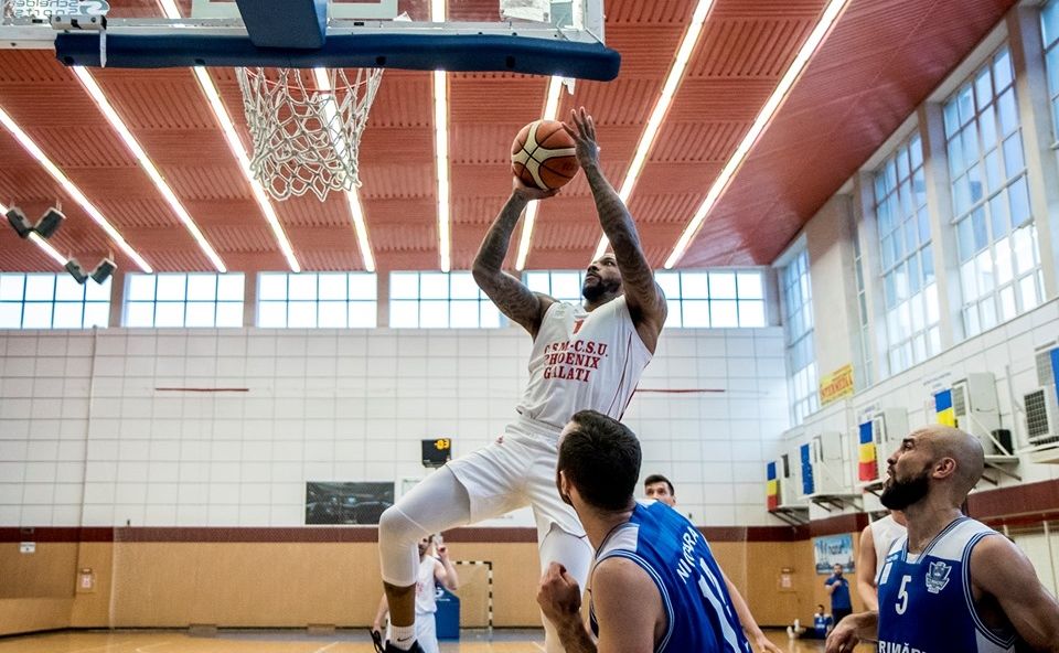 Baschetbaliştii gălăţeni şi-au asigurat locul 10 în ţară