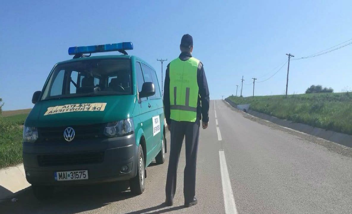 Ucrainean cu certificat de transportator fals, depistat la frontieră