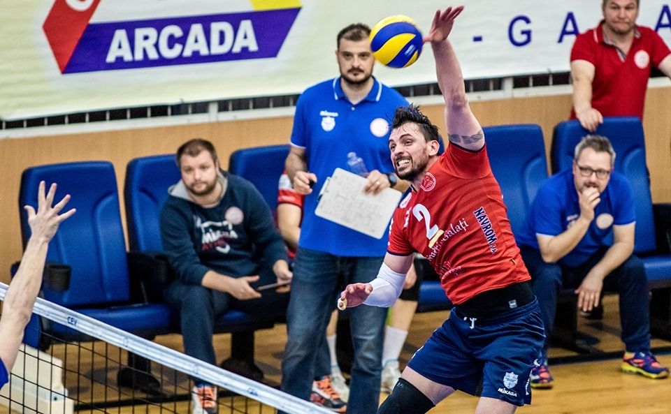 Voleibaliştii de la Arcada Galaţi s-au calificat în finala Cupei României