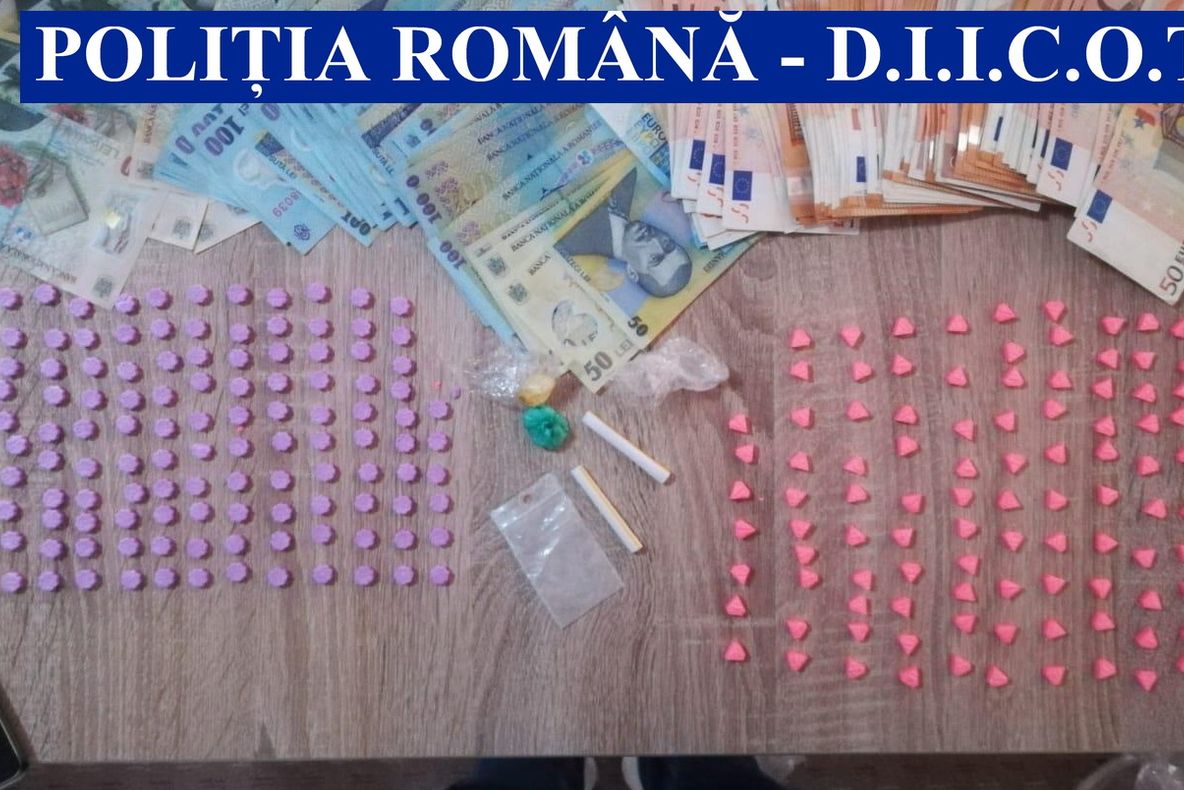 Numai unul dintre traficanţii de cannabis a fost trimis după gratii