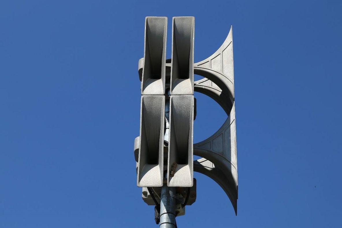 Se reiau exercițiile de alarmare a populației