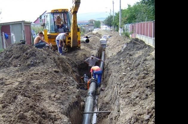 Zeci de blocuri din zona centrală nu vor avea apă miercuri