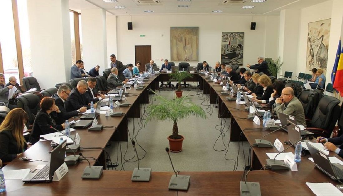 Consiliul Local Galaţi are în componenţă mai mulţi politicieni noi