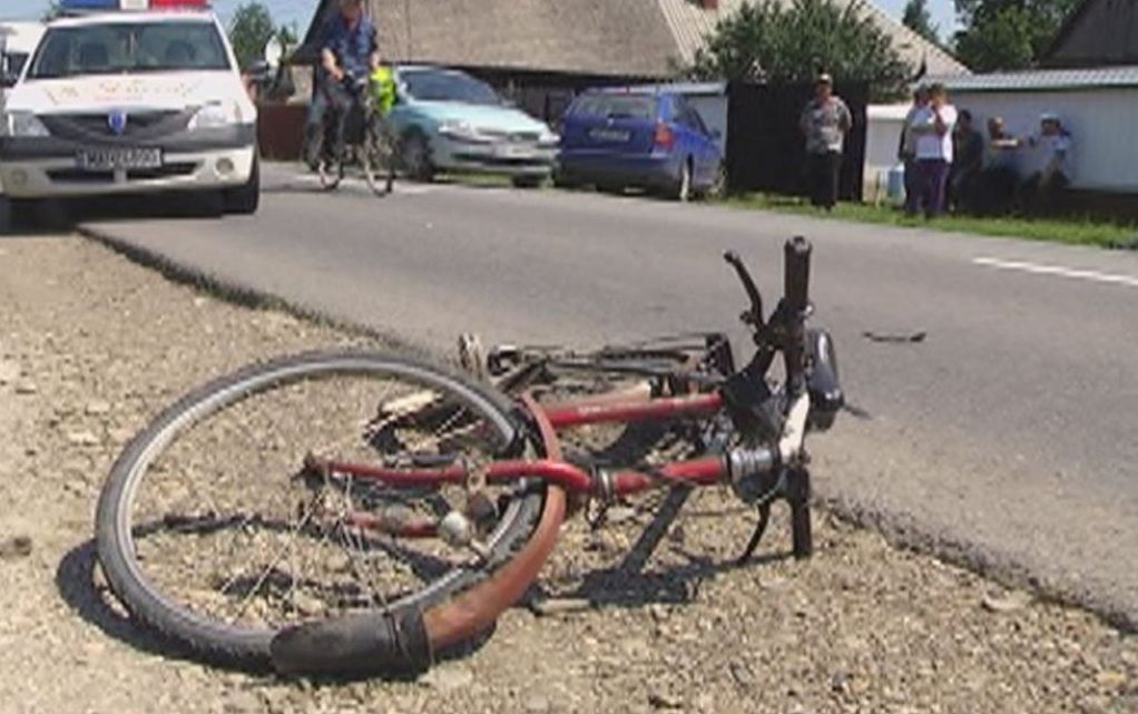 Un biciclist din Ivești și-a pierdut viața în urma unui accident