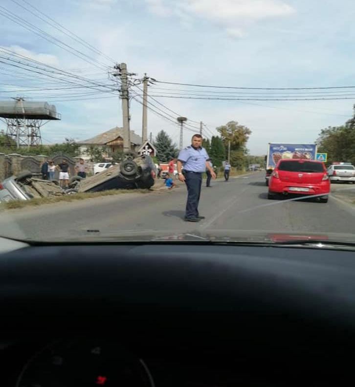 Un nou accident grav la intersecţia periculoasă din Şendreni