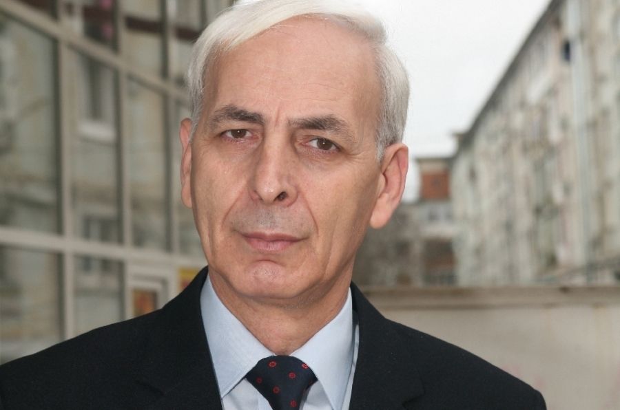 Profesorul gălăţean Silviu Măcuţă nu mai este secretar de stat