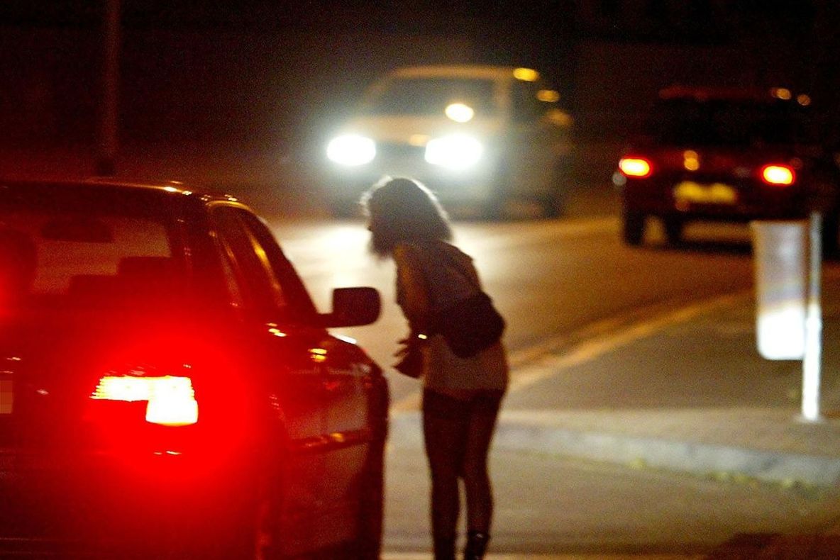 Un tânăr gălăţean a tâlhărit o prostituată din Deva