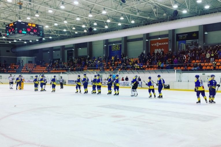 Hocheiştii gălăţeni au câştigat primul meci de la Cârţa