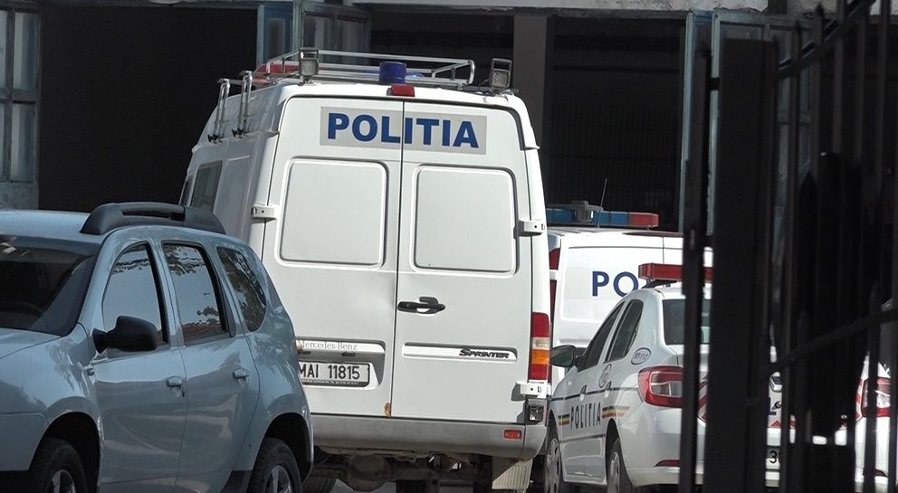 Cursă pe străzile Galaţiului, în urmărirea unui şofer beat