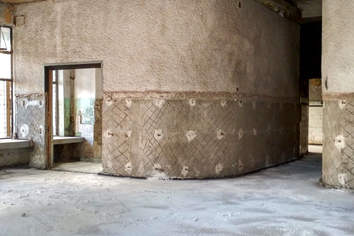 Palatul "Simion Gheorghiu", scos din gunoaie, dar tot în litigiu