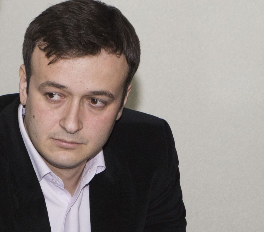 Prefecții vin, prefecții pleacă